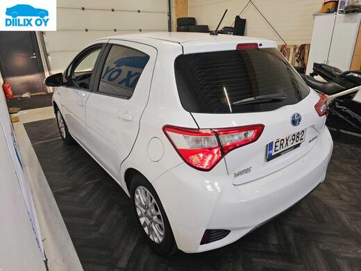 Toyota Yaris vaihtoauto