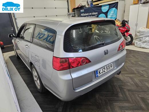 Honda Accord vaihtoauto