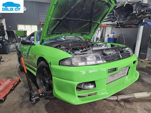 Nissan Skyline vaihtoauto