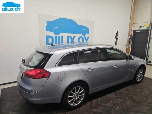 Opel Insignia vaihtoauto