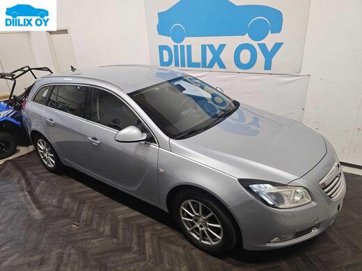 Opel Insignia vaihtoauto