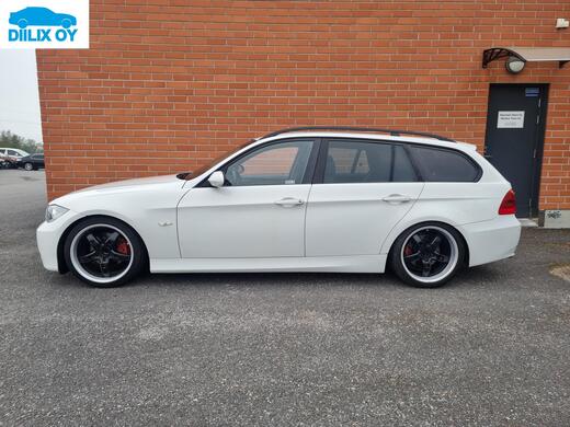 BMW 320 vaihtoauto