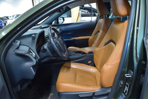 Lexus UX vaihtoauto
