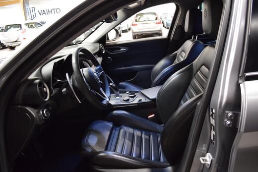 Alfa Romeo Giulia vaihtoauto