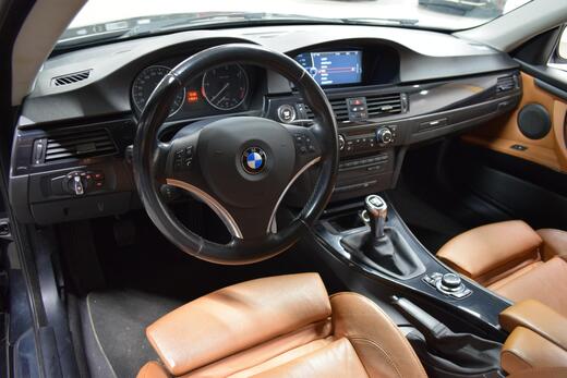 BMW 320 vaihtoauto