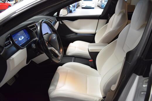 Tesla Model S vaihtoauto