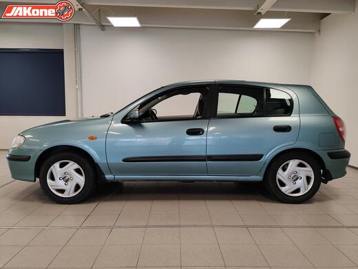 Nissan Almera vaihtoauto