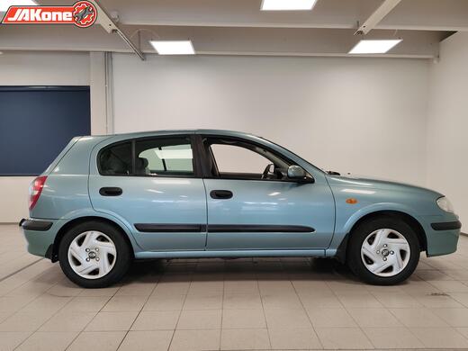Nissan Almera vaihtoauto