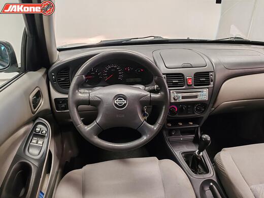 Nissan Almera vaihtoauto