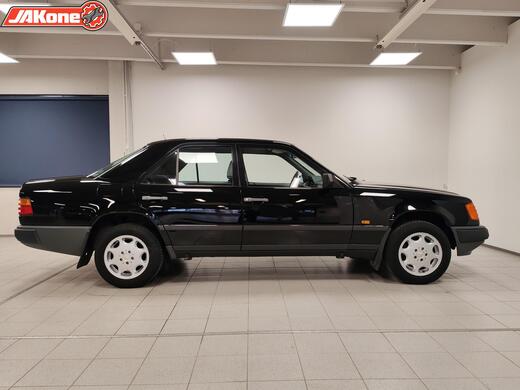 Mercedes-Benz 200 vaihtoauto