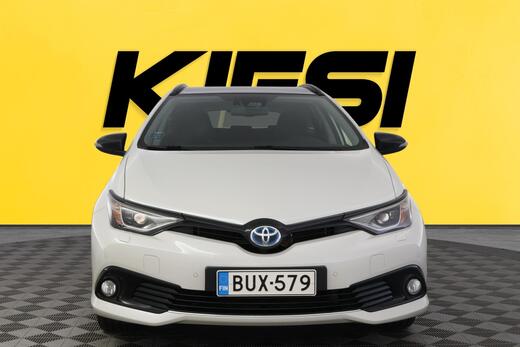 Toyota Auris vaihtoauto