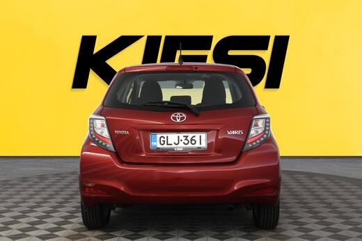 Toyota Yaris vaihtoauto