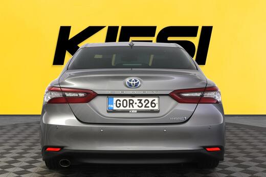 Toyota Camry vaihtoauto