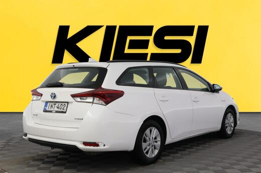Toyota Auris vaihtoauto