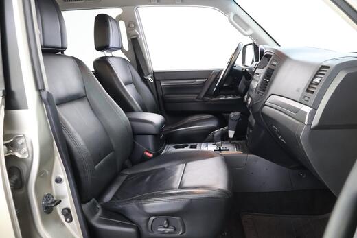 Mitsubishi Pajero vaihtoauto