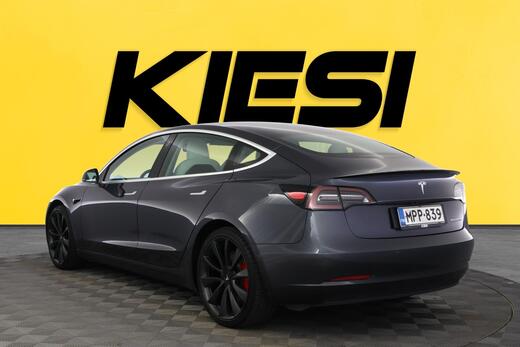 Tesla Model 3 vaihtoauto