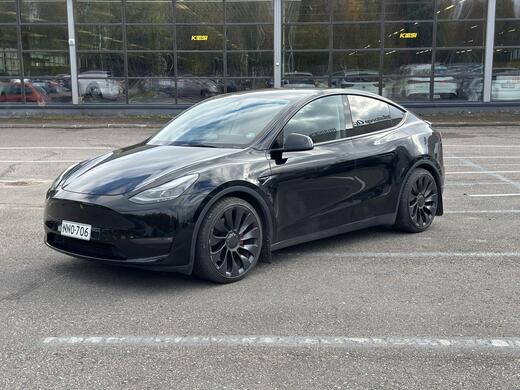 Tesla Model Y vaihtoauto