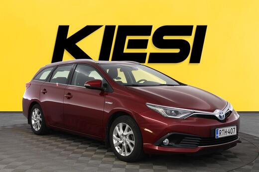 Toyota Auris vaihtoauto