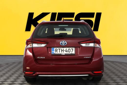 Toyota Auris vaihtoauto