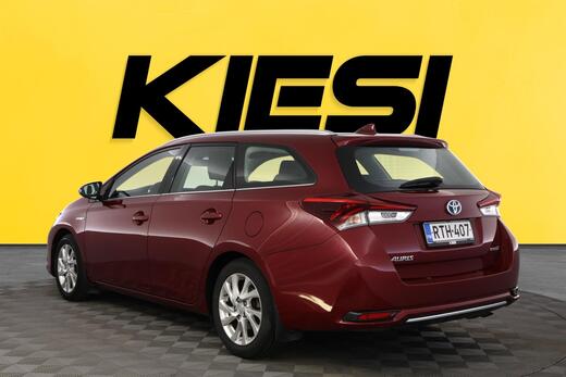 Toyota Auris vaihtoauto