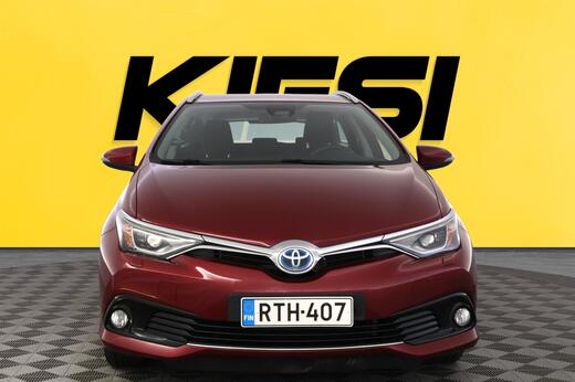 Toyota Auris vaihtoauto