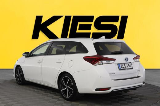 Toyota Auris vaihtoauto