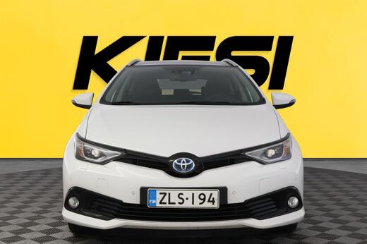 Toyota Auris vaihtoauto