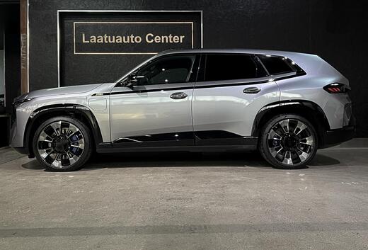 BMW XM vaihtoauto