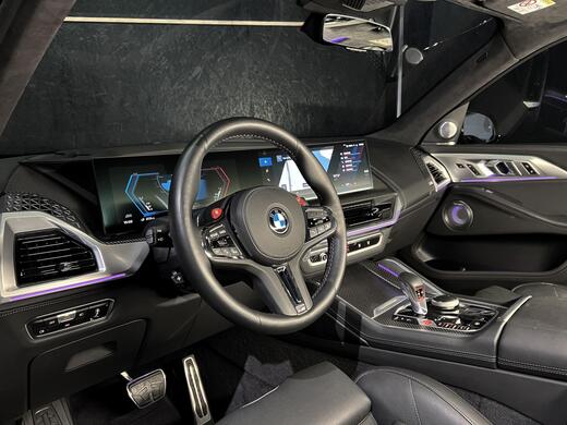 BMW XM vaihtoauto