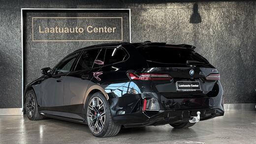 BMW i5 M60 vaihtoauto