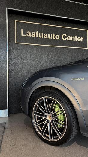 Porsche Cayenne vaihtoauto