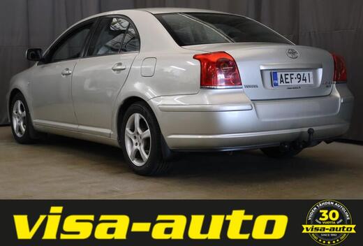 Toyota Avensis vaihtoauto