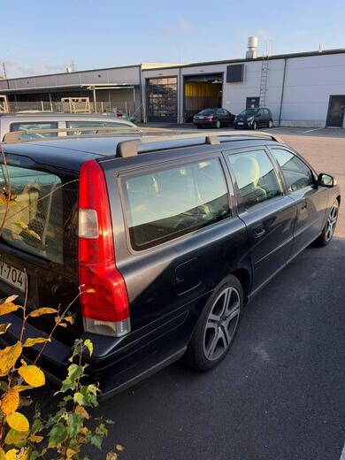 Volvo V70 vaihtoauto