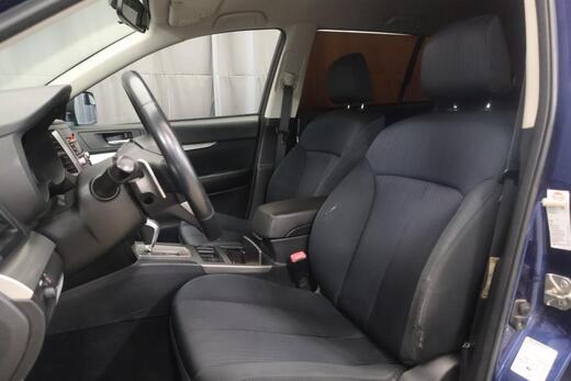 Subaru Legacy vaihtoauto