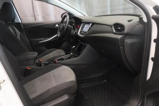 Opel Grandland X vaihtoauto