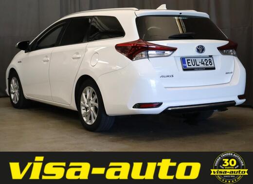 Toyota Auris vaihtoauto