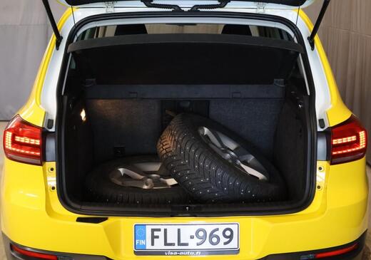 Volkswagen Tiguan vaihtoauto