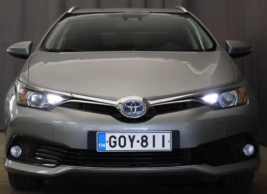 Toyota Auris vaihtoauto