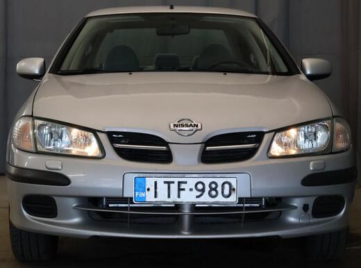 Nissan Almera vaihtoauto