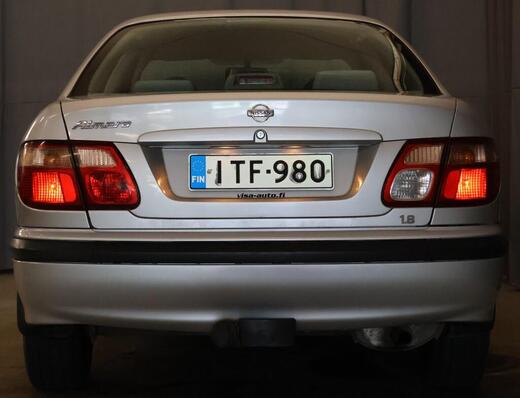 Nissan Almera vaihtoauto