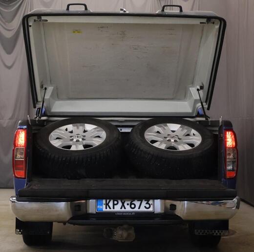 Nissan Navara vaihtoauto
