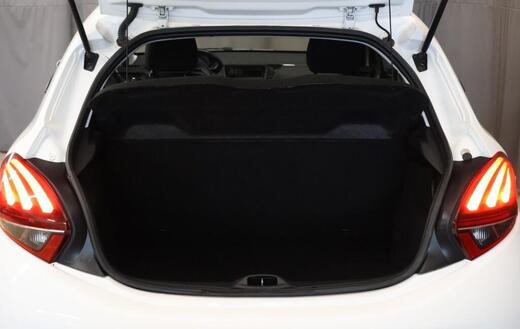 Peugeot 208 vaihtoauto