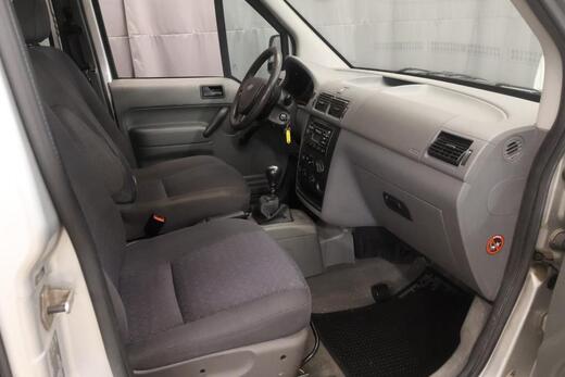 Ford Tourneo Connect vaihtoauto