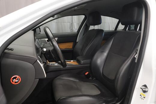 Jaguar XF vaihtoauto