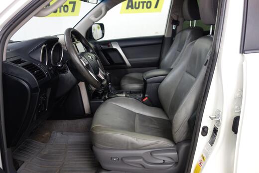 Toyota Land Cruiser vaihtoauto