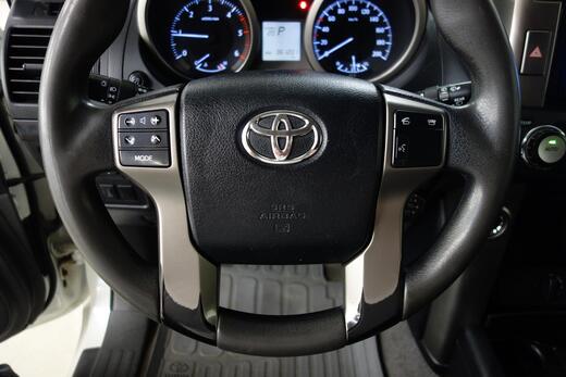 Toyota Land Cruiser vaihtoauto
