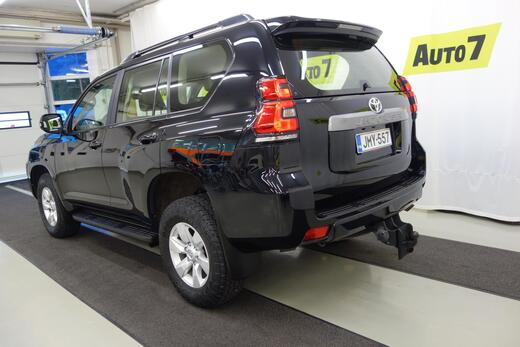 Toyota Land Cruiser vaihtoauto