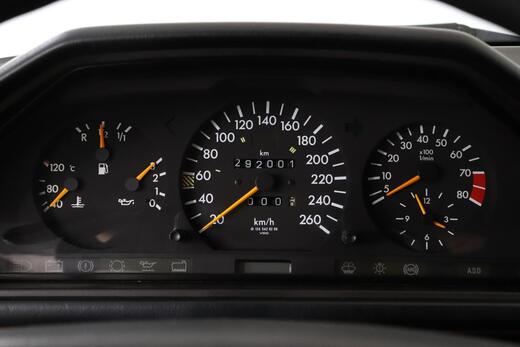 Mercedes-Benz 300 vaihtoauto
