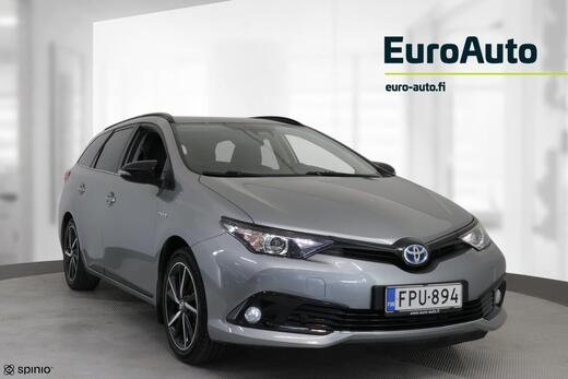 Toyota Auris vaihtoauto