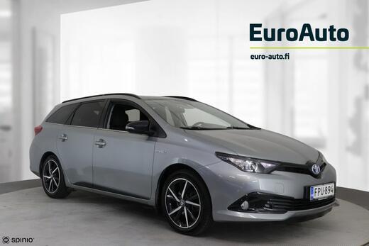 Toyota Auris vaihtoauto